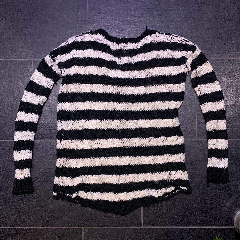 Audrey 3+1 Black & White Striped Slouch Sweater - Picture 10 of 11